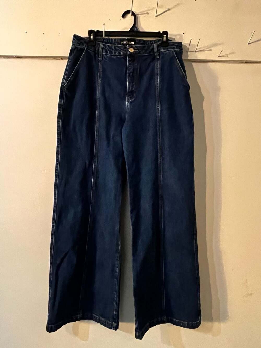 Fashion Nova High Rise Wide Leg Jeans Seam Detail Size 15 J1359